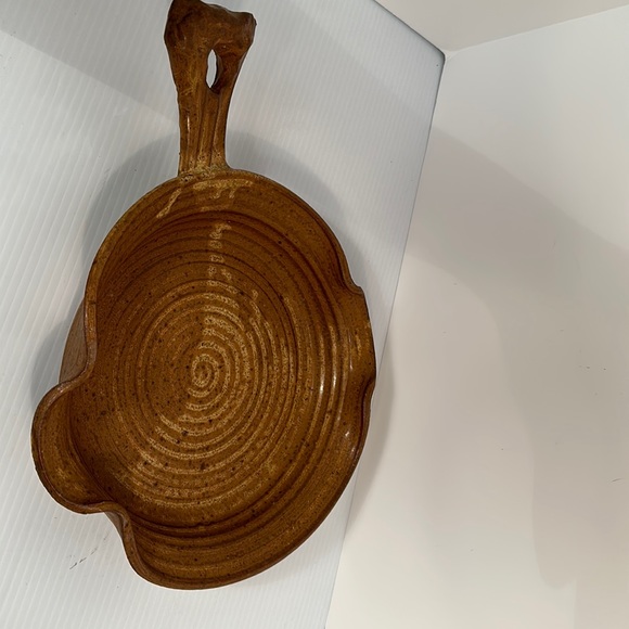 Art Studio Clay Saucepan With Pour Spouts and Handle - Picture 1 of 10